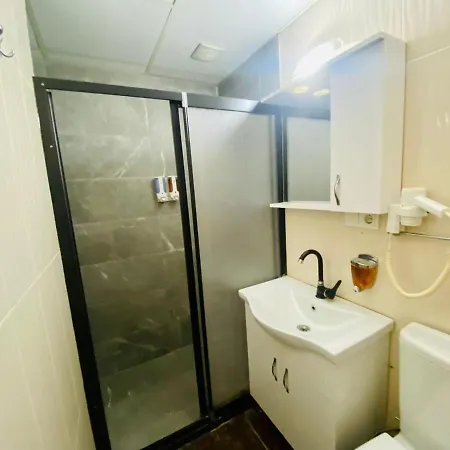 Airport Hotel 3*