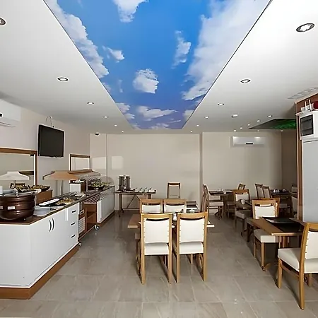 Hotel Airport 3*