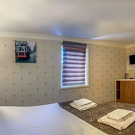 Hotel Airport 3*