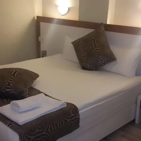 Airport Hotel