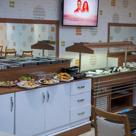 Airport Hotel 3*
